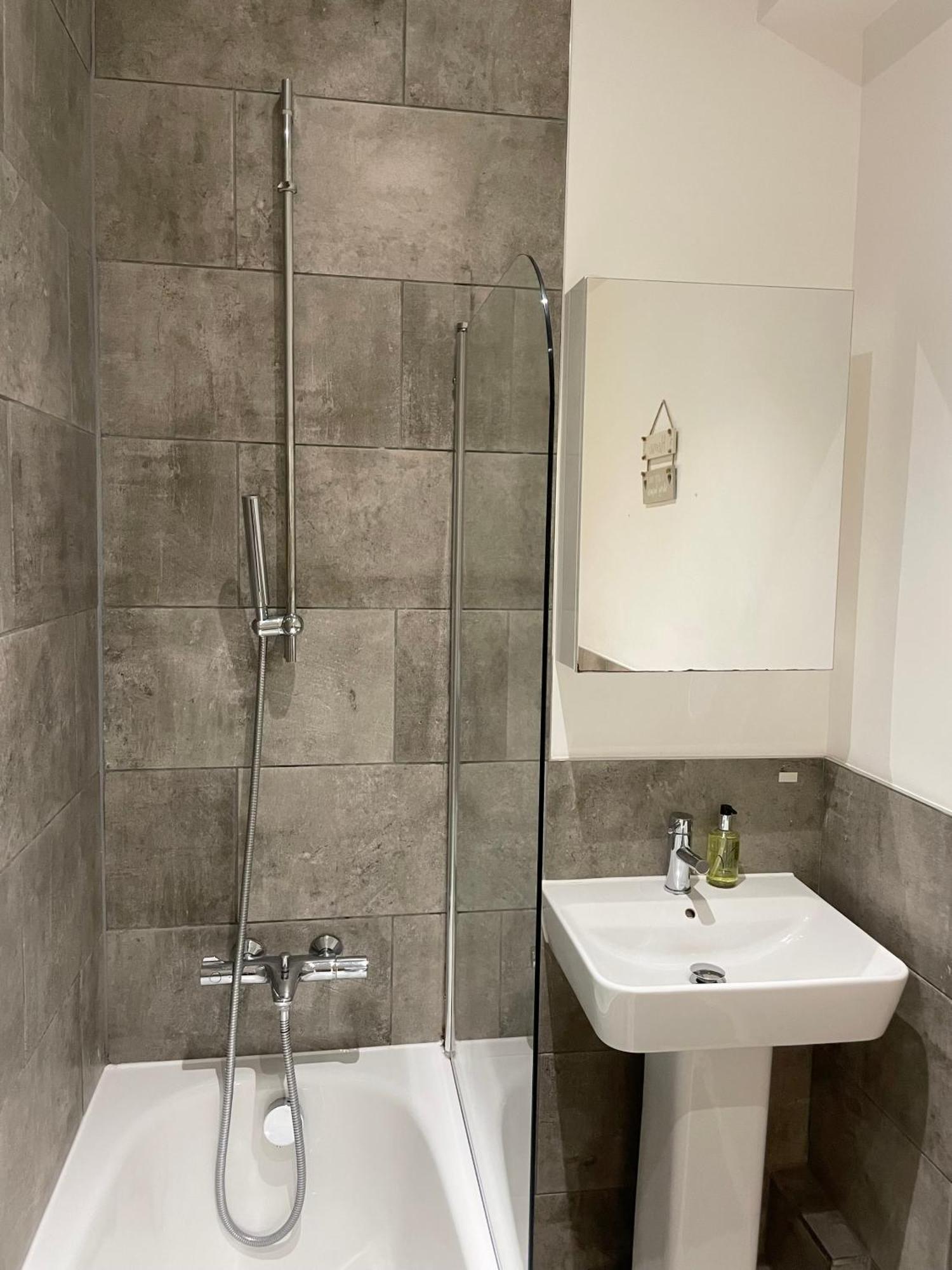 Victoria Maisonette Apartment Londen Buitenkant foto